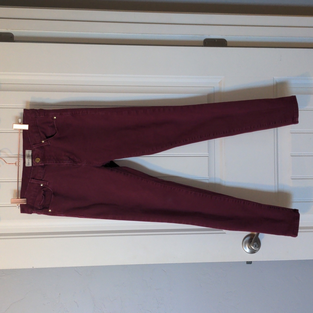 Gap true skinny jeans in burgundy - Picture 2 of 7